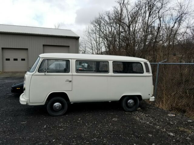 1977 Volkswagen Bus/Vanagon - photo 3