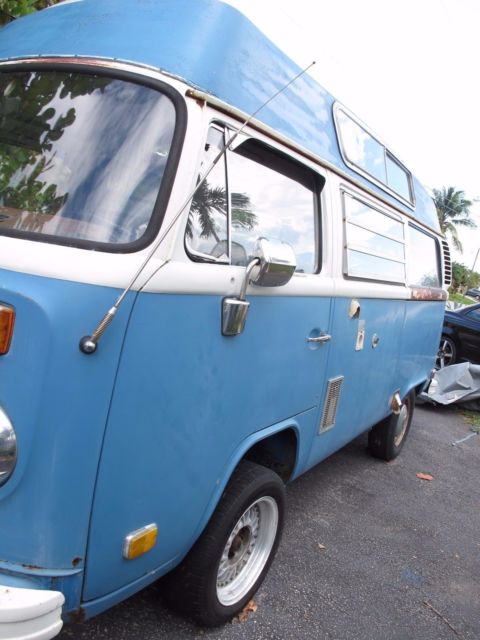 1977 Volkswagen Bus/Vanagon camper van - photo 13