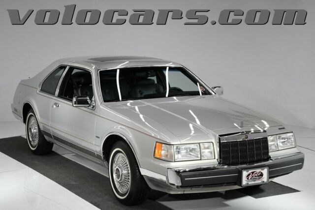 7,700 actual miles. Pristine, all original. Top of the line Bill Blass. 1 owner! 1990 Lincoln MK VII --