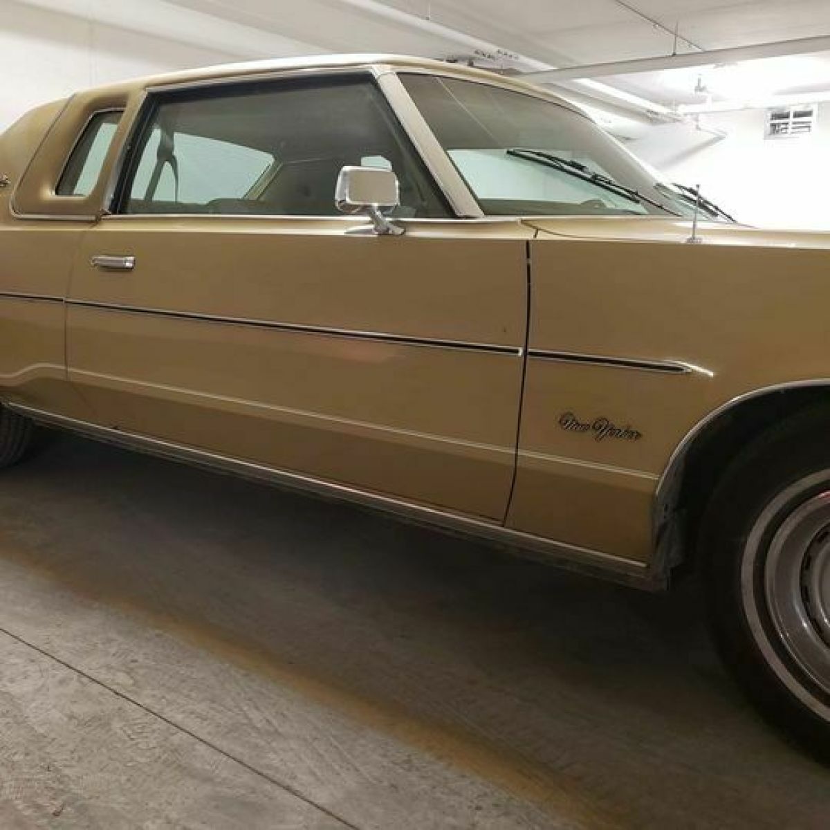 1978 Chrysler New Yorker - photo 2
