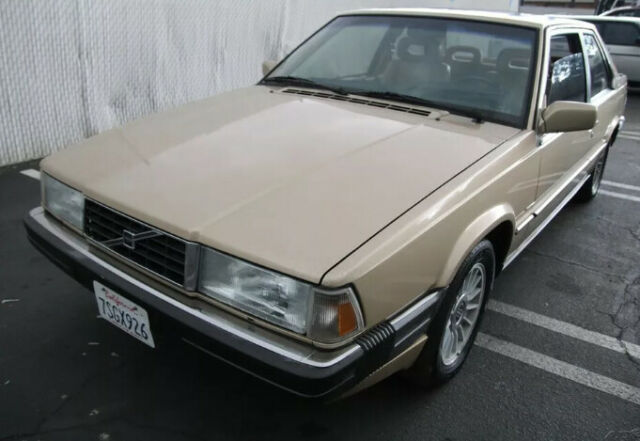 780 Bertone Coupe in great condition with patina 1987 Volvo 780 Coupe Bertone