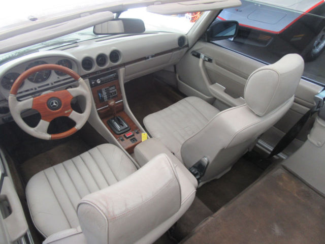 1979 Mercedes-Benz SL-Class - photo 6