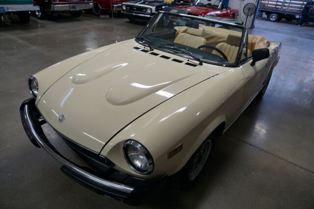 78400 Miles 2.0L 4 cyl AutomaticConvertible 1981 Fiat SPIDER 2000 Roadster Spider