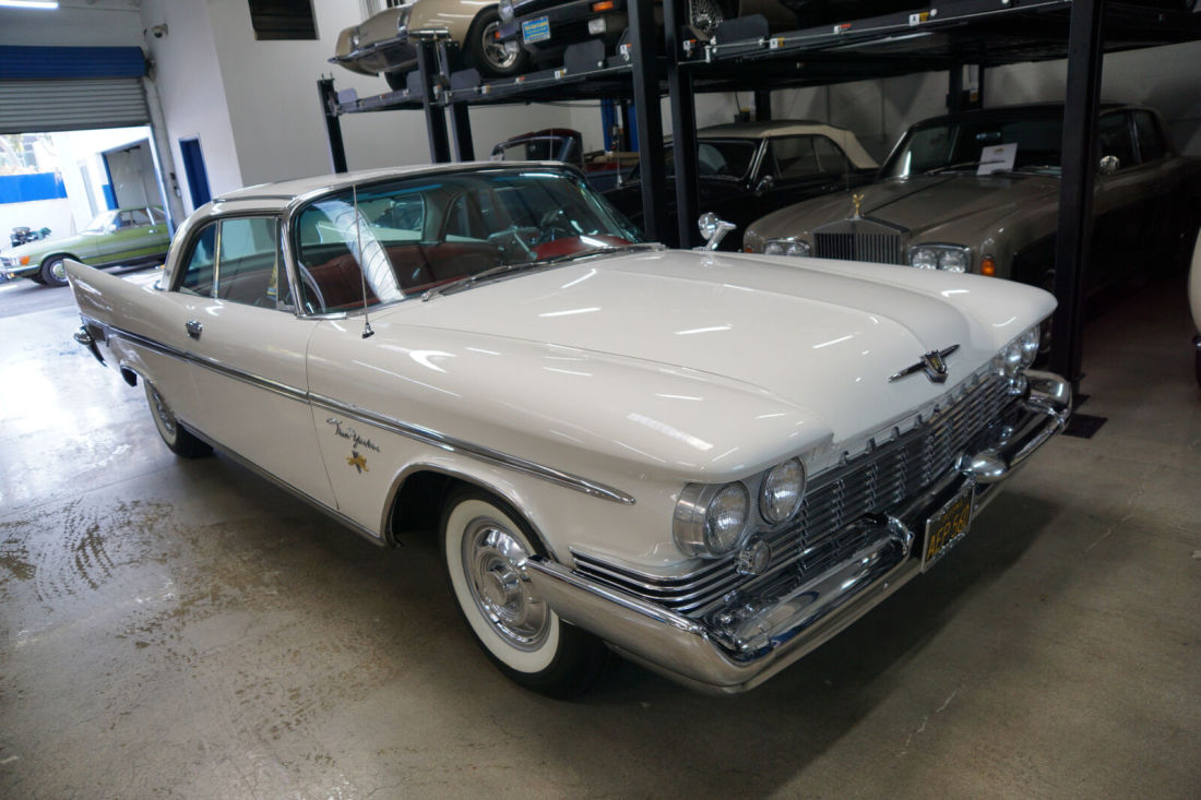1959 Chrysler NEW YORKER 413/350HP V8 2 DR HARDTOP - photo 5