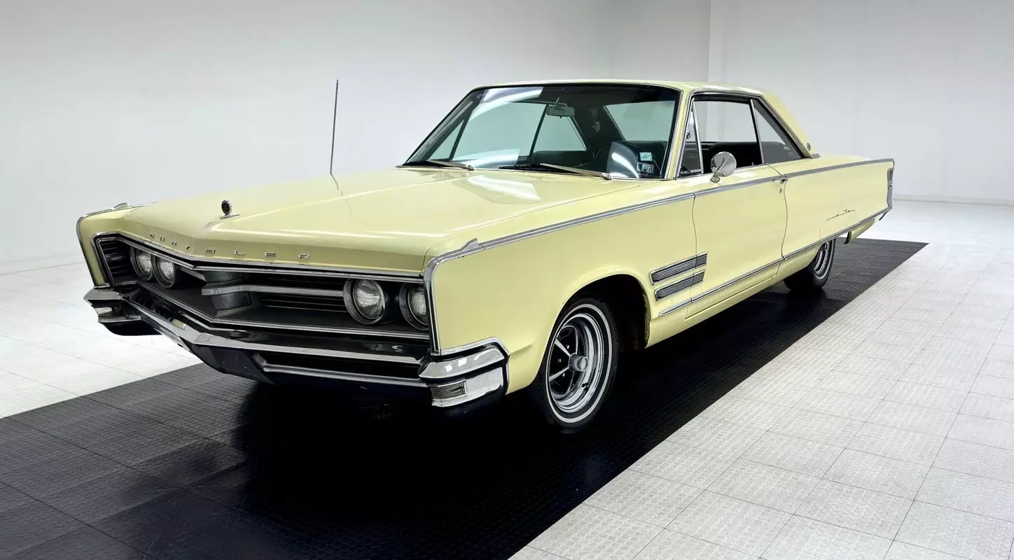 1966 Chrysler 300 Series 2 Door Hardtop
