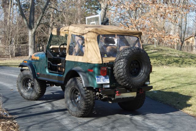 1979 Jeep Renegade Folding rear seat, vinyl - photo 6