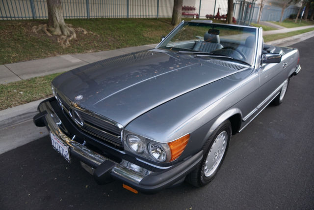 79700 Miles V8 5.6L AutomaticConvertible 1989 Mercedes-Benz 560-Class 560SL ROADSTER 560 SL