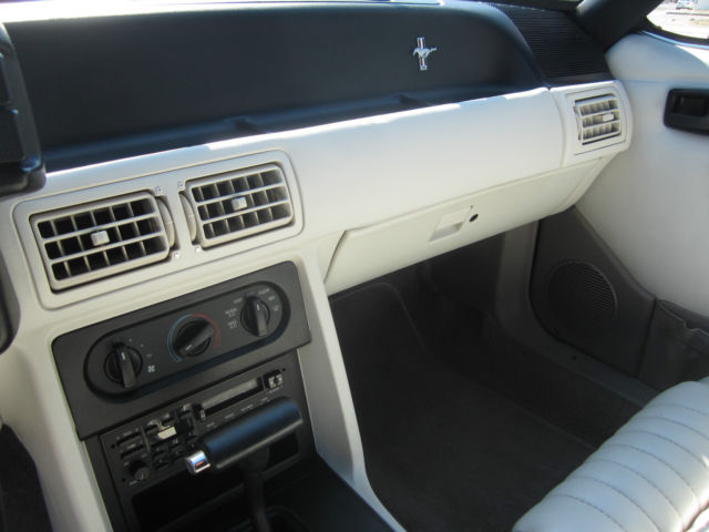 1990 Ford Mustang 15K ORIG MI 7UP EDITION - photo 12