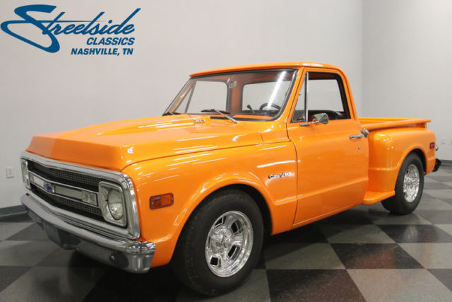 8-STACK CARB, TONS OF CHROME & DETAIL, SLICK PAINT, AIR RIDE, SUPER CLEAN! 1969 Chevrolet C-10