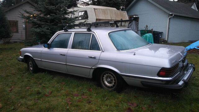 1980 Mercedes-Benz 300-Series - photo 2