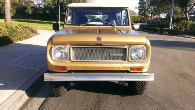1969 International Harvester Scout TRAVELTOP V8 - photo 2