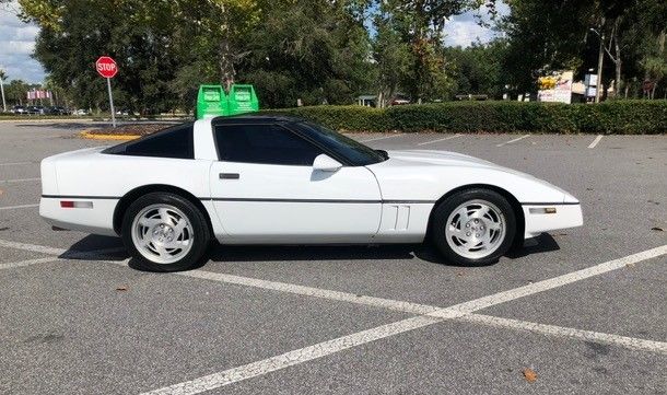 1990 Chevrolet Corvette - photo 4