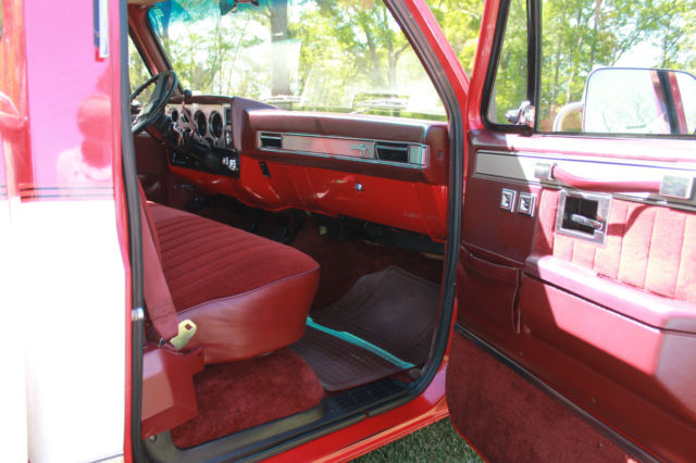 1984 Chevrolet C-10 Silverado - photo 11