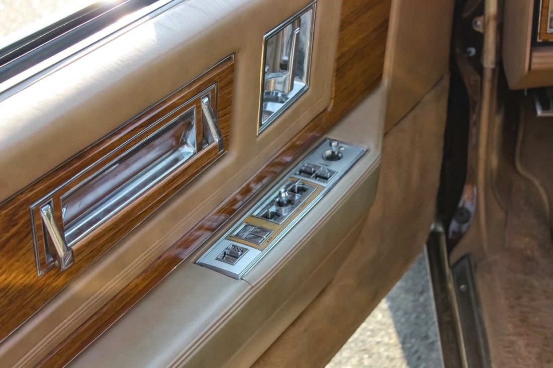 1981 Cadillac Eldorado Biarritz - photo 8