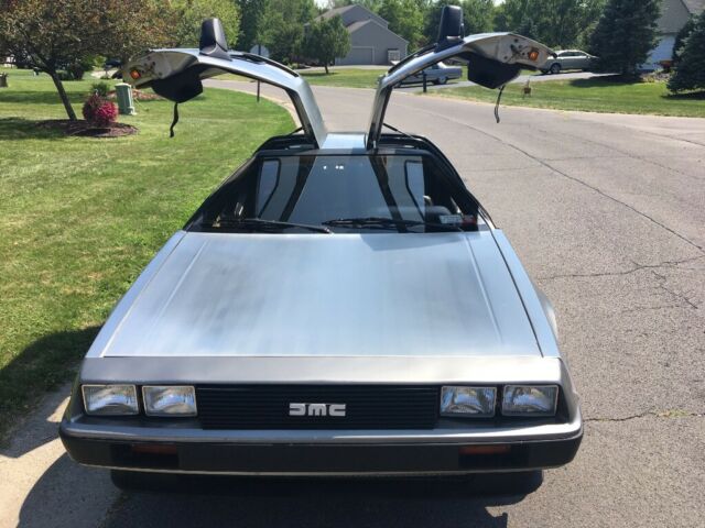 1981 DeLorean DMC-12 - photo 4