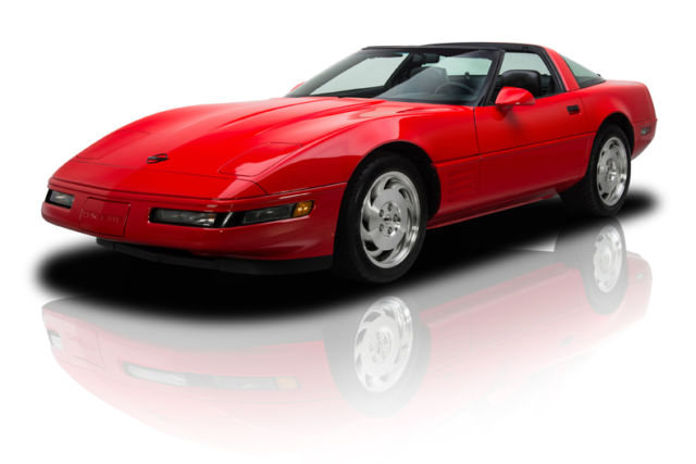 8,131 Actual Mile Corvette LT1/350 V8 6 Speed Manual Two Roofs Survivor 1993 Chevrolet Corvette