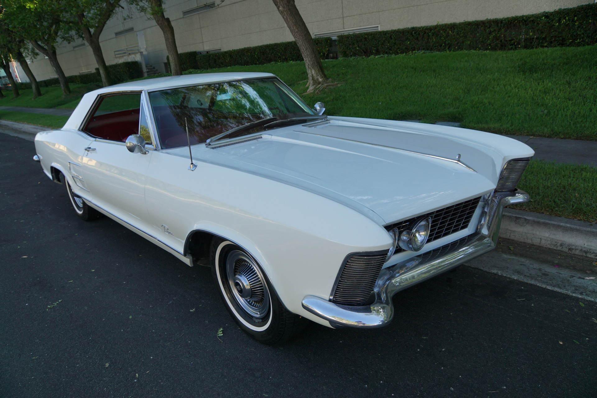 1964 Buick Riviera 401/325HP 2 Door Hardtop -- - photo 8