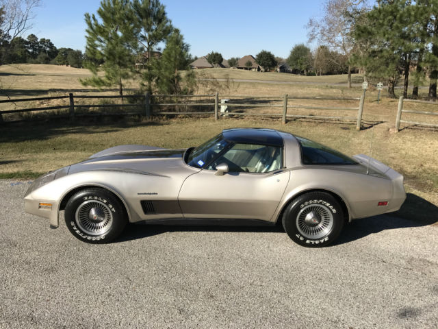 1982 Chevrolet Corvette Collector Edition - photo 8