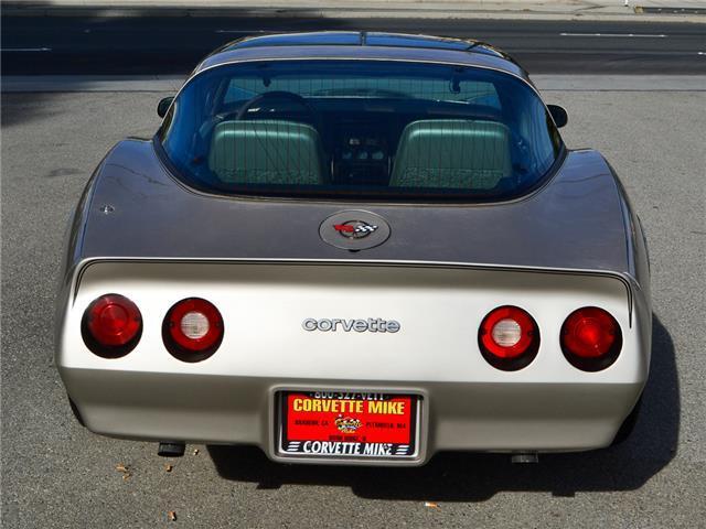1982 Chevrolet Corvette Collector Edition - photo 9