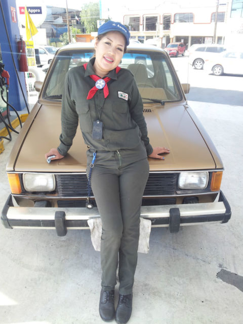 82 Gold VW Pickup Truck New Paint 1.6 L Diesel CA Title 4 Spd 1982 Volkswagen Other