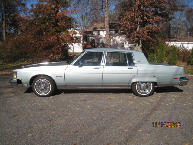 1982 Oldsmobile Ninety-Eight Regency Brougham - photo 5