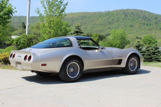 1982 Chevrolet Corvette - photo 5
