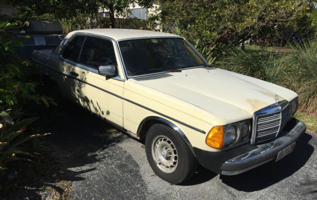 82' Mercedes-Benz 300 Coupe Turbo Diesel 1982 Mercedes-Benz 300-Series Coupe SD