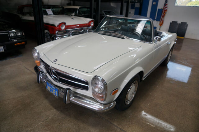 83800 Miles 2.8 6 CYL AutomaticConvertible 1969 Mercedes-Benz 280SL Roadster