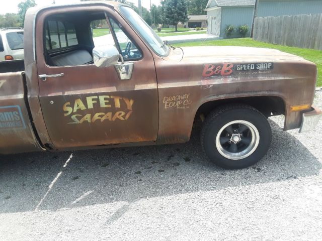 1984 Chevrolet C-10 - photo 2