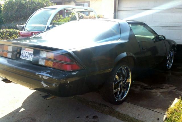 1984 Chevrolet Camaro - photo 3