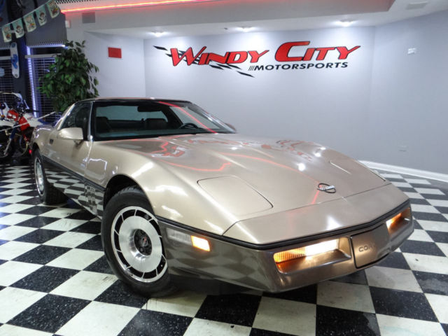 1984 Chevrolet Corvette Base Hatchback 2-Door - photo 3