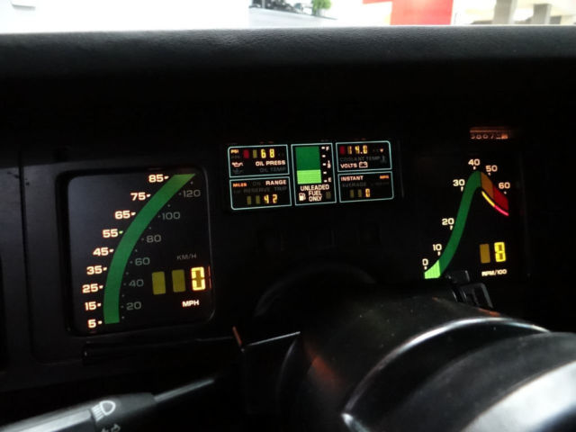 1984 Chevrolet Corvette Base Hatchback 2-Door - photo 9