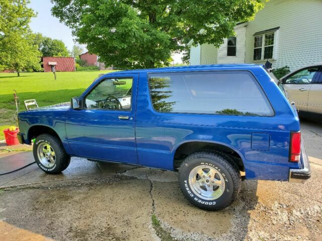 84 Chevy S10 Blazer 2wd V8 conversion. Low reserve! 1984 Chevrolet S-10 Tahoe