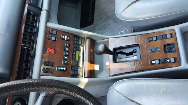 1984 Mercedes-Benz 300-Series - photo 6