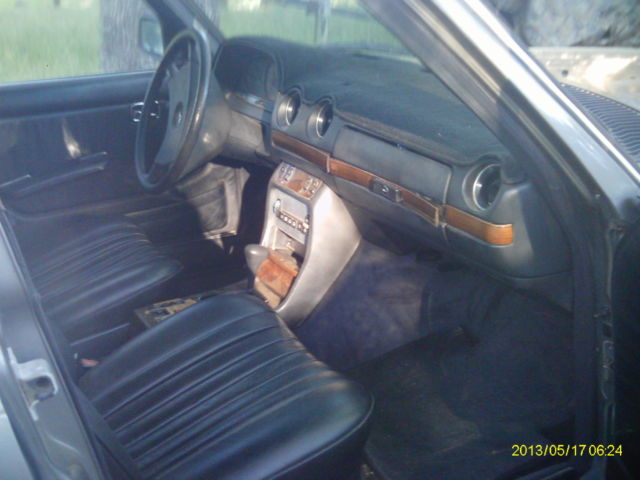 1984 Mercedes-Benz 300-Series - photo 8