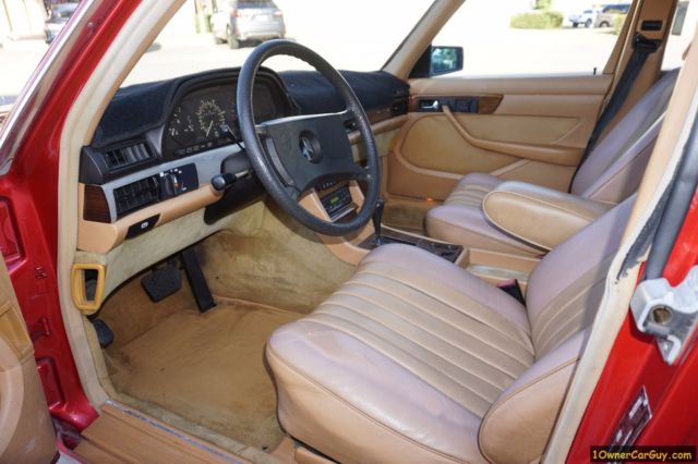 1984 Mercedes-Benz 300-Series - photo 3