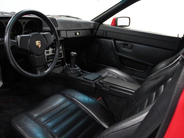 1984 Porsche 944 COUPE - photo 4
