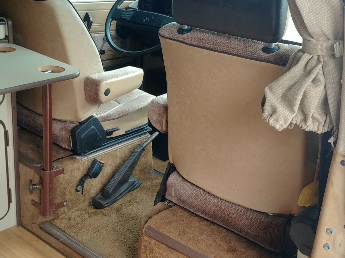 1984 Volkswagen Bus/Vanagon - photo 8