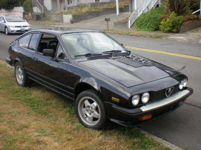 1984 Alfa Romeo GTV Leather - photo 9