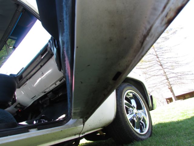 1985 Chevrolet C-10 black - photo 10