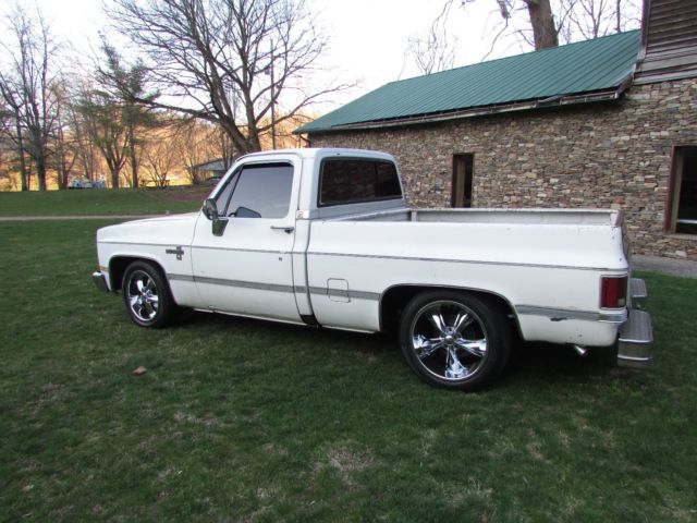 1985 Chevrolet C-10 black - photo 4