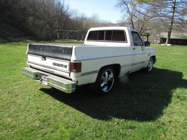 1985 Chevrolet C-10 black - photo 6