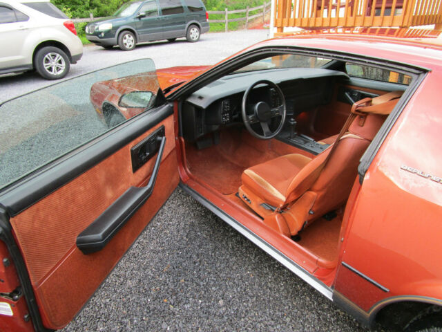 85 CAMARO BERLINETTA ( these are getting hard to find) 1985 Chevrolet Camaro