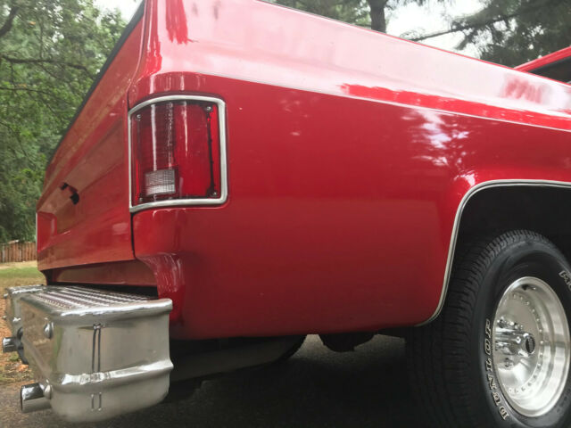 1985 Chevrolet C-10 Custom Deluxe - photo 10