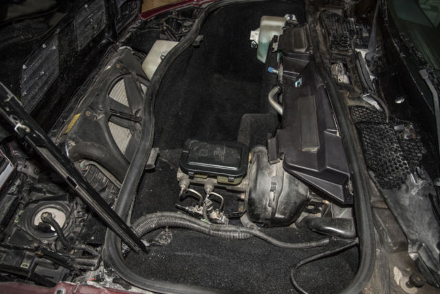 1985 Pontiac Fiero shaved trim and door handles - photo 9