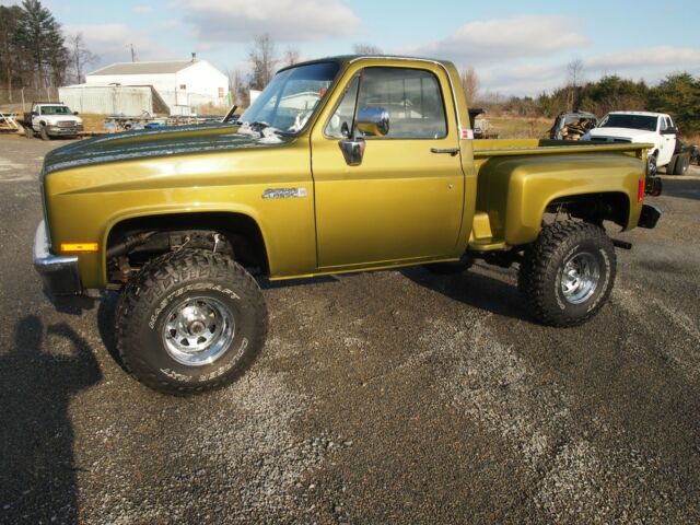 85 GMC 1500 4WD Short Step Side fully restored 1985 GMC Sierra 1500
