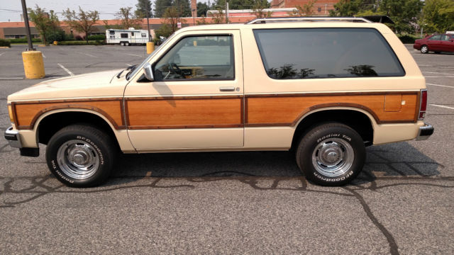 85 GMC S15 Jimmy Teak Woody. Unmolested survivor. Very good original condition. 1985 GMC S15 Jimmy "WOODY" Sierra Classic