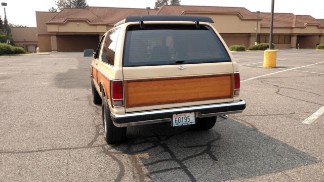 1985 GMC S15 Jimmy "WOODY" Sierra Classic - photo 9