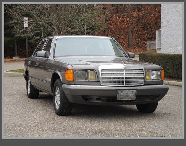 1985 Mercedes-Benz 300-Series Base Sedan 4-Door - photo 3