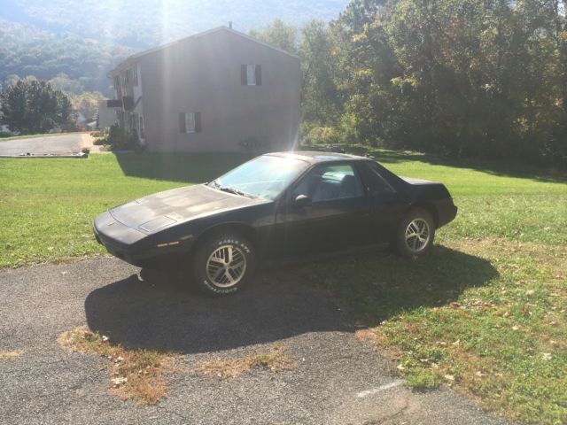 1985 Pontiac Fiero